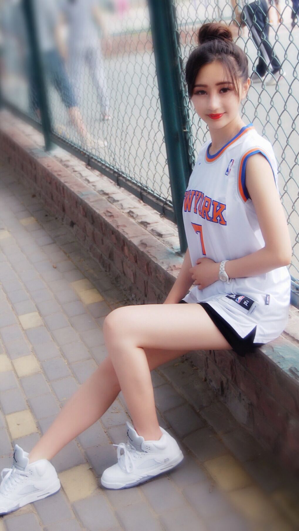 唯一性,是罗马的坚韧还是莱万的孤胆?体育精神下的永恒叩问