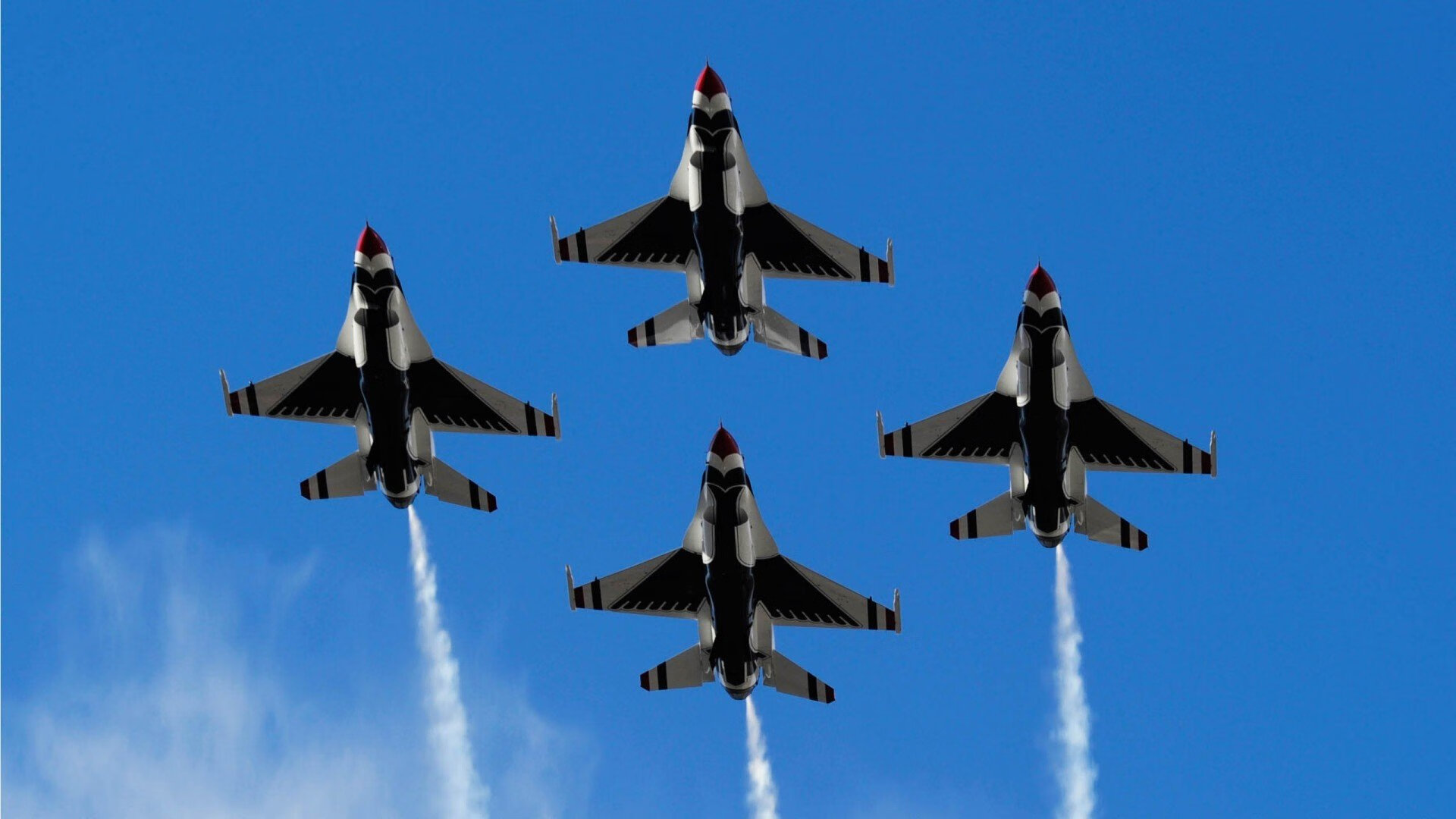 哥萨克骑兵对决冰球悍将，凯塞多重炮轰开北美雪原