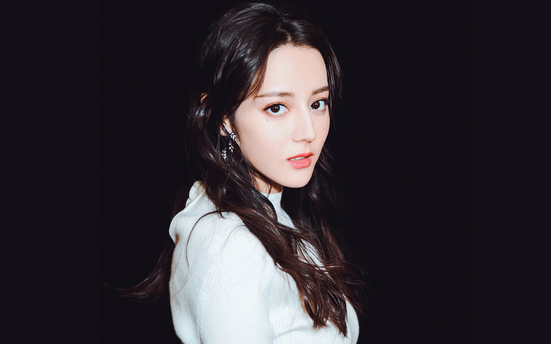 跨越大洋的篮球奇迹,约基奇压力下完成爆发,火箭关键战突围山西队