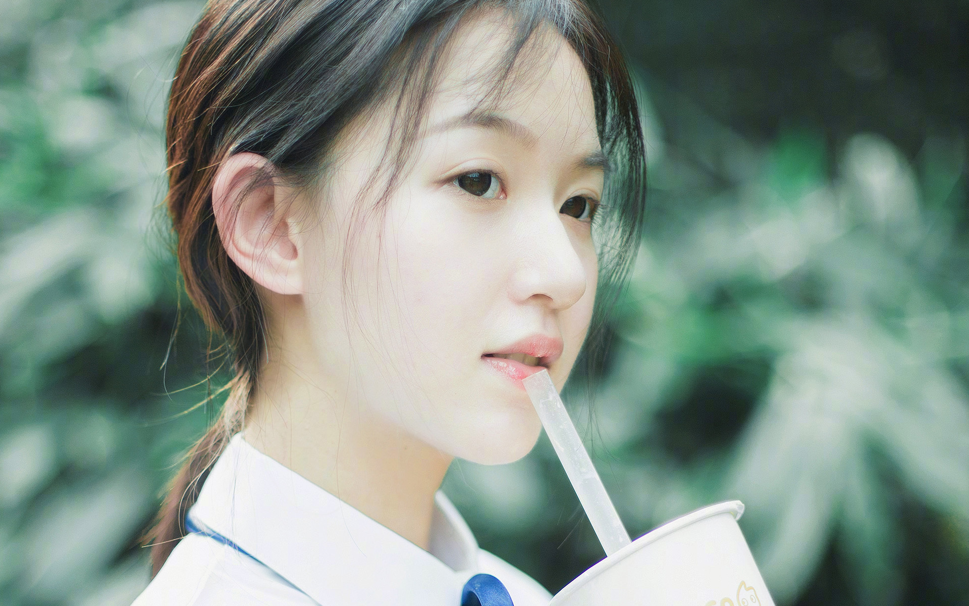 救赎与狂潮,当孤胆英雄遇上蓝色洪水