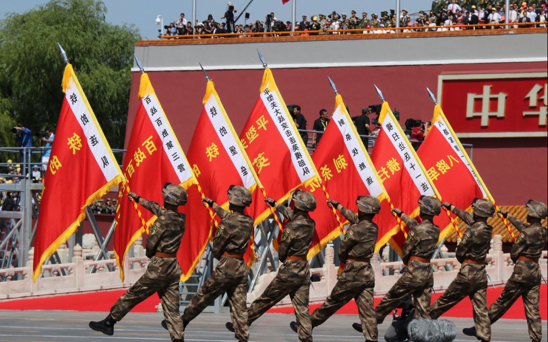 归化帝国的血色浪漫,萨卡黄金走廊撕裂东欧铁幕,乌兹别克斯坦在美加墨书写唯一性神话