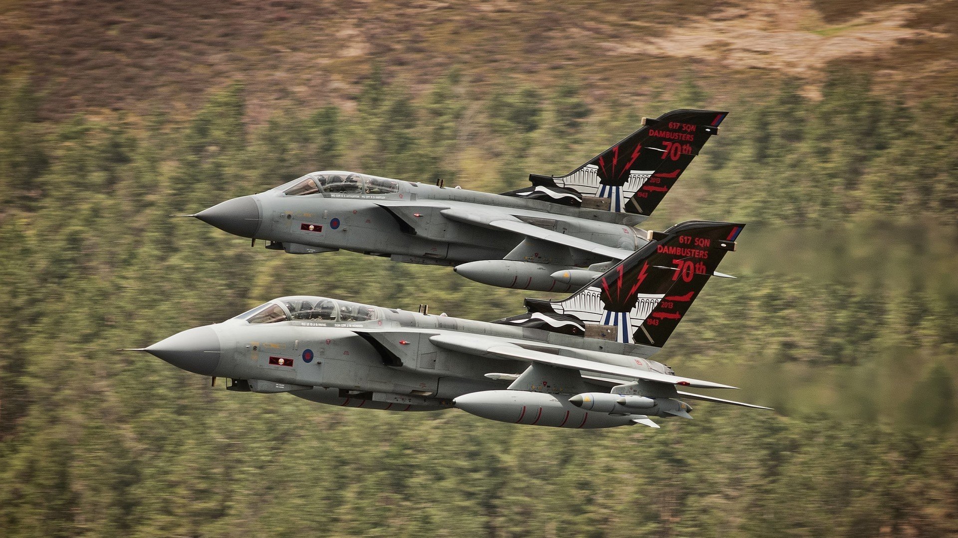沙漠风暴席卷北欧童话,阿联酋如何用节奏谋杀终结丹麦童话,奥斯梅恩一剑封喉